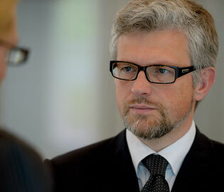 Депутат Бундестага предложил выслать посла Украины