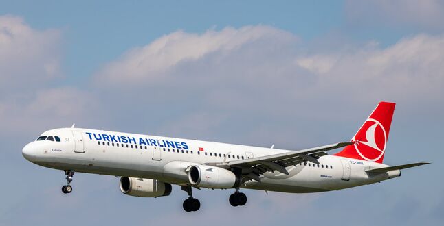 Авиакомпания Turkish Airlines изменит название