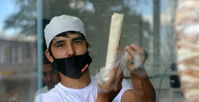 Назван город России — лидер по «индексу шаурмы»