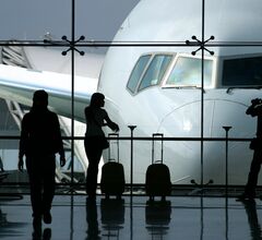 Амстердамский аэропорт Схипхол продлевает ограничения пропускной способности до осени