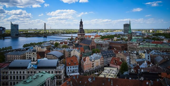 Латвия прекращает выдачу рабочих виз россиянам