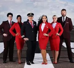 Британская авиакомпания разрешила сотрудникам носить любую униформу вне зависимости от пола