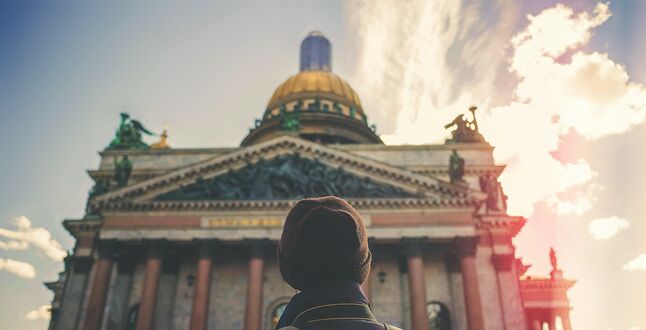 Выбраны самые желанные города России для поездки на новогодние каникулы