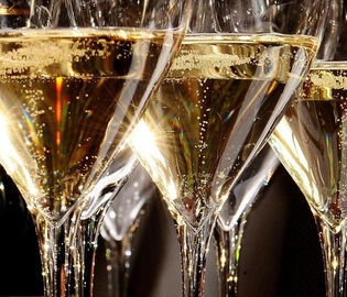 В Bigati Bar предложат шампанское без ограничений за 3500 рублей