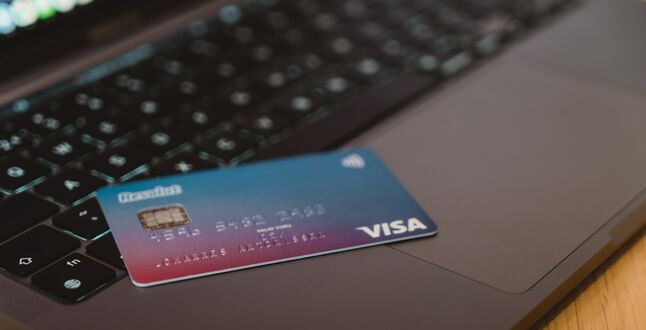 Турецкий банк запретил россиянам пользоваться своими картами за пределами Турции