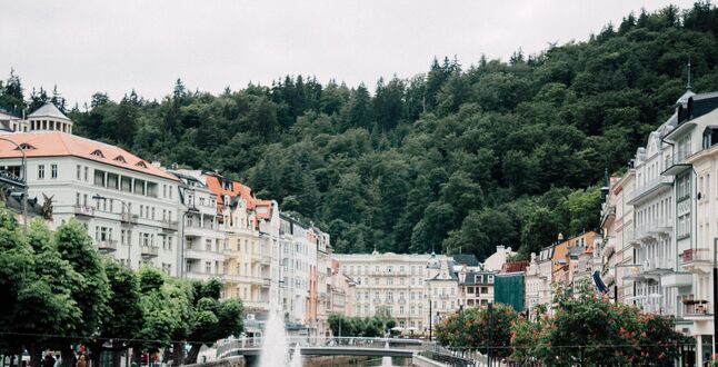 Карловы Вары оказались на грани закрытия из-за оттока русских