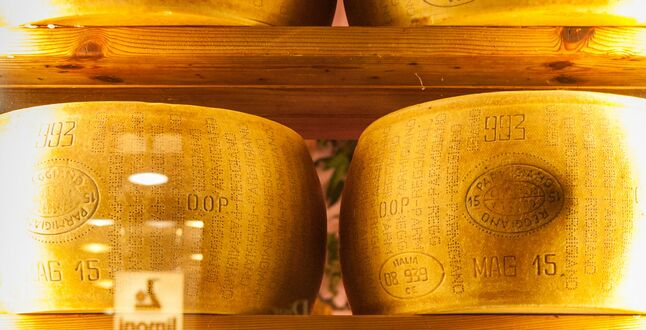 Наркоторговцы прятали кокаин в головках пармезана