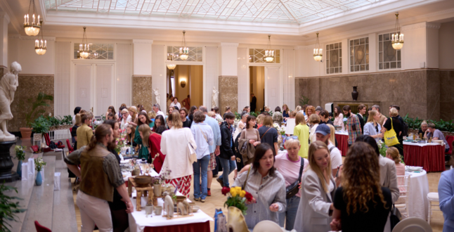 В «Астории» пройдет весенний винтажный маркет