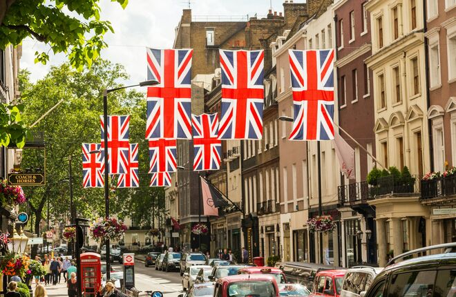 Джо Байден не приедет на коронацию Карла III