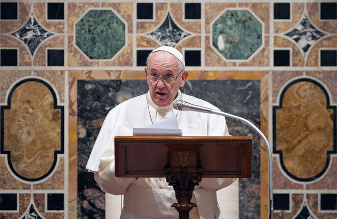 Папа Римский призвал к перемирию на время празднования Пасхи