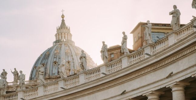 Подростки из Украины и России приняли участие в шествии в Ватикане