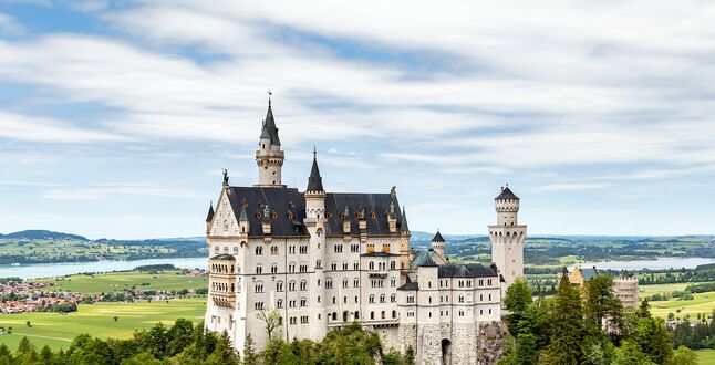 Мужчина напал на двух туристок около замка Нойшванштайн