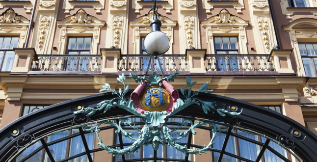 Консьержи «Гранд Отель Европа» нашли лучшие выставки о России и Африке