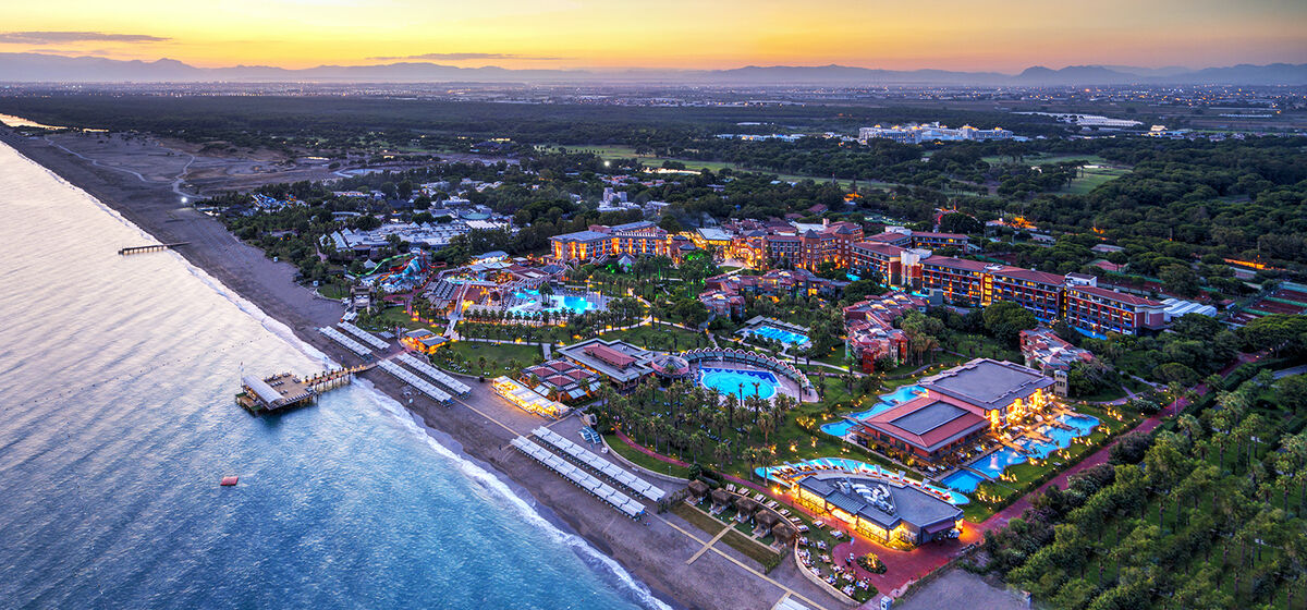 Дворец на Анталийской ривьере