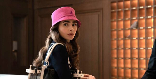 Во Франции запустили тур по сериалу «Эмили в Париже»