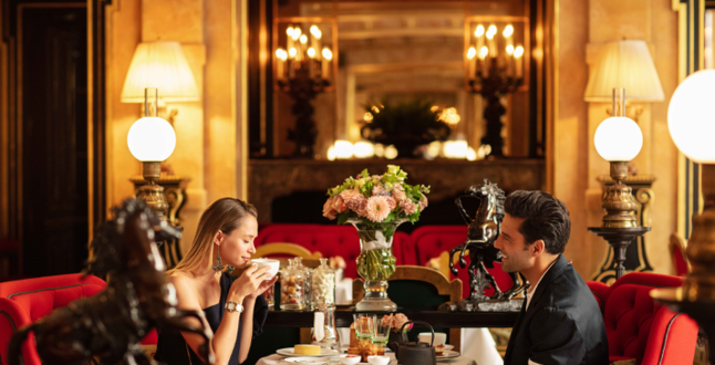 Парижский La Réserve приглашает на романтический уикенд