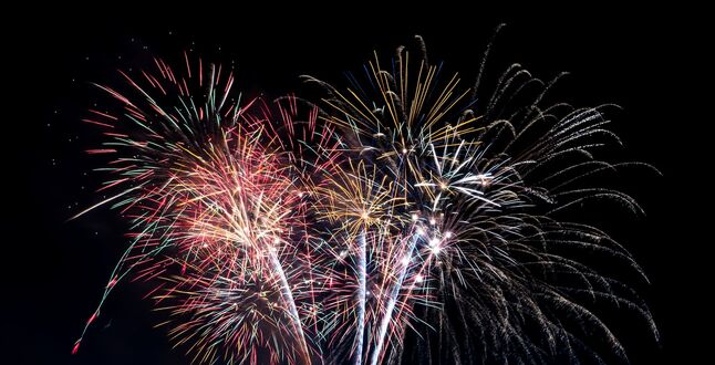 В Латвии хотят запретить салюты по московскому времени на Новый год