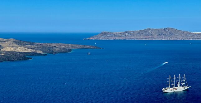 Греция разрешила гражданам Турции посещать свои острова без виз