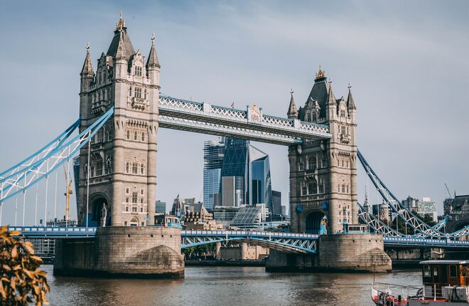 Названы лучшие европейские столицы для поездки на выходные