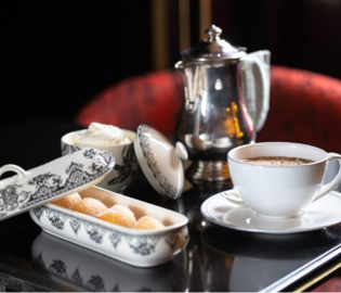 В парижском отеле появился «мишленовский» горячий шоколад