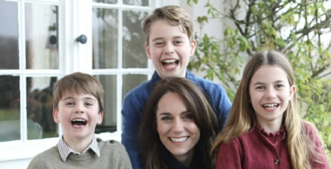 Кейт Миддлтон опубликовала первое фото после госпитализации