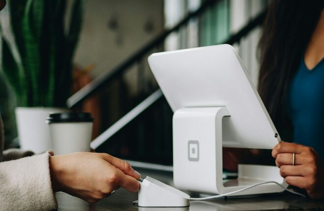 Карты «Мир» отключат от Samsung Pay