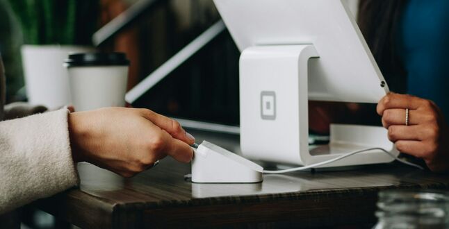 Карты «Мир» отключат от Samsung Pay