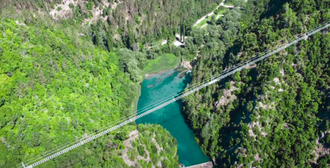 В Италии открыли самый высокий подвесной мост в Европе