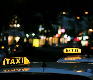 В Таллине таксист отказался везти русскоязычную женщину