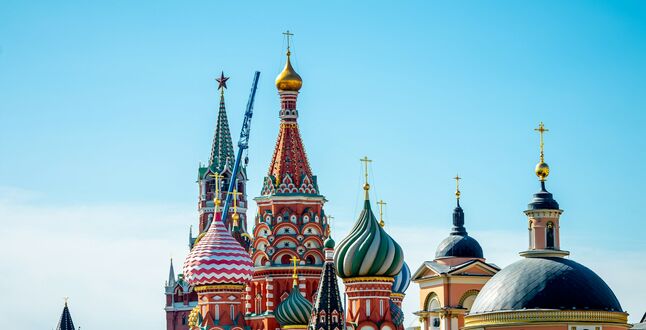 Россия высылает сотрудника посольства Австрии