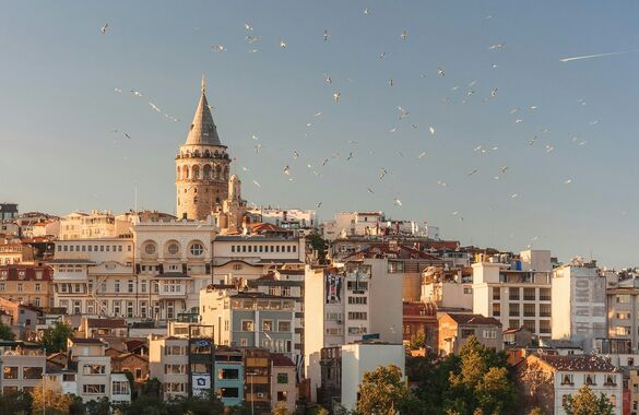 В Стамбуле после реставрации открыли Галатскую башню