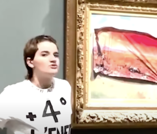 Картину Моне в музее Орсе заклеили плакатом