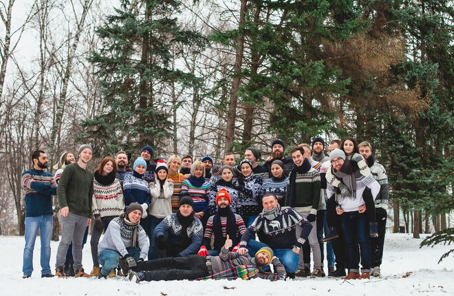 BJÖRN угостит глёгом посетителей в скандинавских свитерах BJÖRN угостит глёгом посетителей в скандинавских свитерах