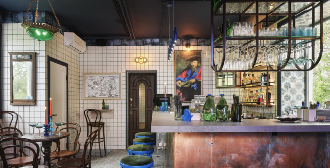 В Тюмени открывается бар русских напитков, посвященный Менделееву