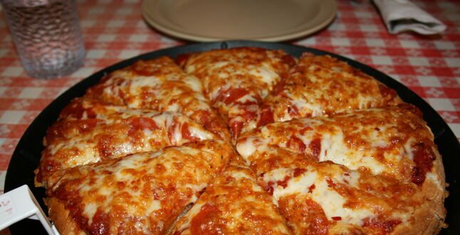 Новый папа римский предпочитает американскую пиццу