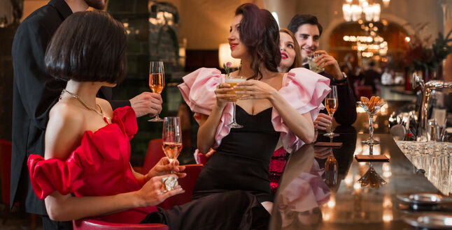 Бранчи, гала-ужин и новогодний салон: «Гранд Отель Европа» представил программу праздничного сезона