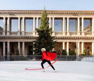 Отель Portrait Milano открыл благотворительный каток Отель Portrait Milano открыл благотворительный каток