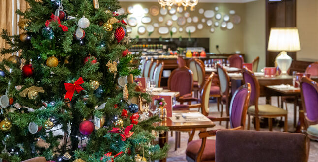 «Балчуг» открывает серию предновогодних бранчей