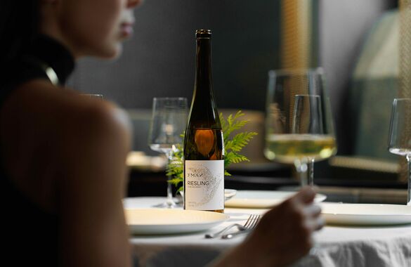 Ресторан в Казани представил собственное вино из сорта рислинг