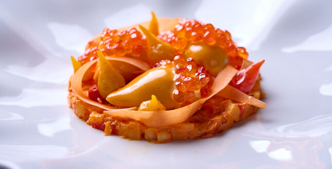 В петербургском ресторане BOBO представили ежегодный рождественский сет