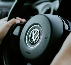 Volkswagen закрывает завод в Дрездене Volkswagen закрывает завод в Дрездене