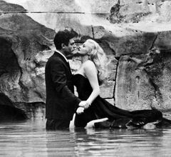 «Сладкая жизнь» Феллини возвращается в современном переводе