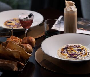 Флорентийский отель Portrait Firenze представил завтрак, вдохновленный карнавалом