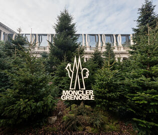 В центре Милана открылась интерактивная выставка бренда Moncler