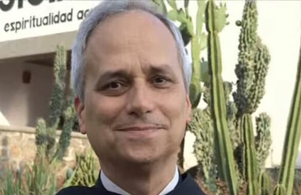 Папа римский призвал отказаться от ИИ при подготовке проповедей