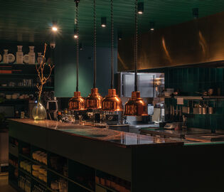 Петербургский Bourgeois Bohemians сделал сет совместно с петербургскими иллюстраторами