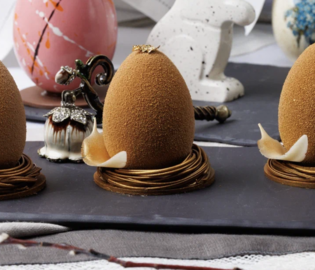 «Гранд Отель Европа» приглашает на пасхальный бранч