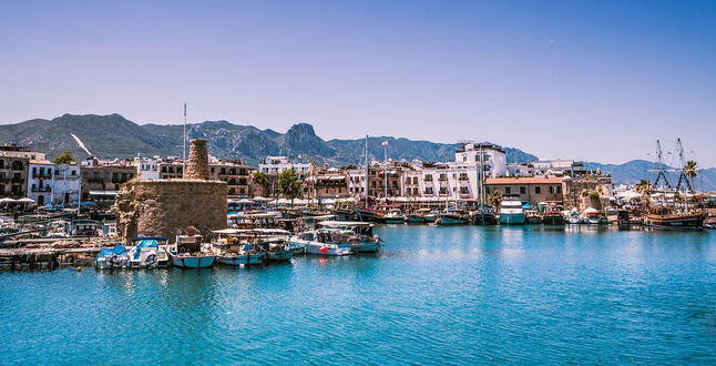 Кипр потерял миллиард евро после снижения турпотока из России