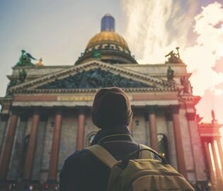 Спрос зарубежных туристов на поездки по России вырос до 44% Спрос зарубежных туристов на поездки по России вырос до 44%