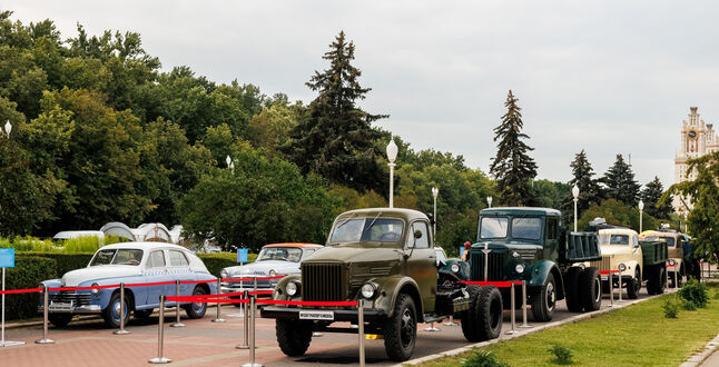 Легендарные автомобили покажут на фестивале в Москве